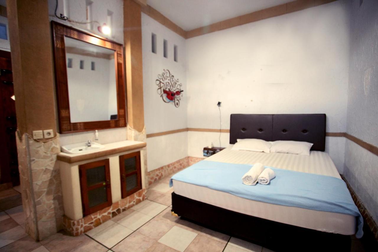 Budarno Homestay Kejayan エクステリア 写真