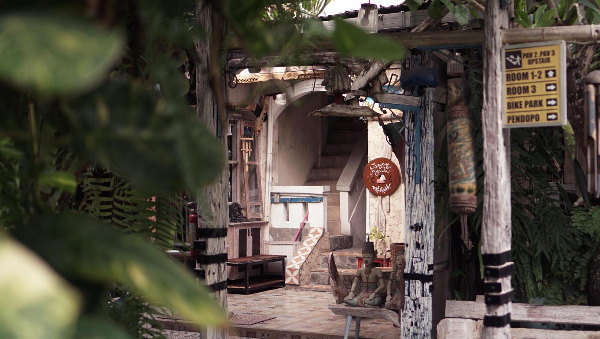 Budarno Homestay Kejayan エクステリア 写真