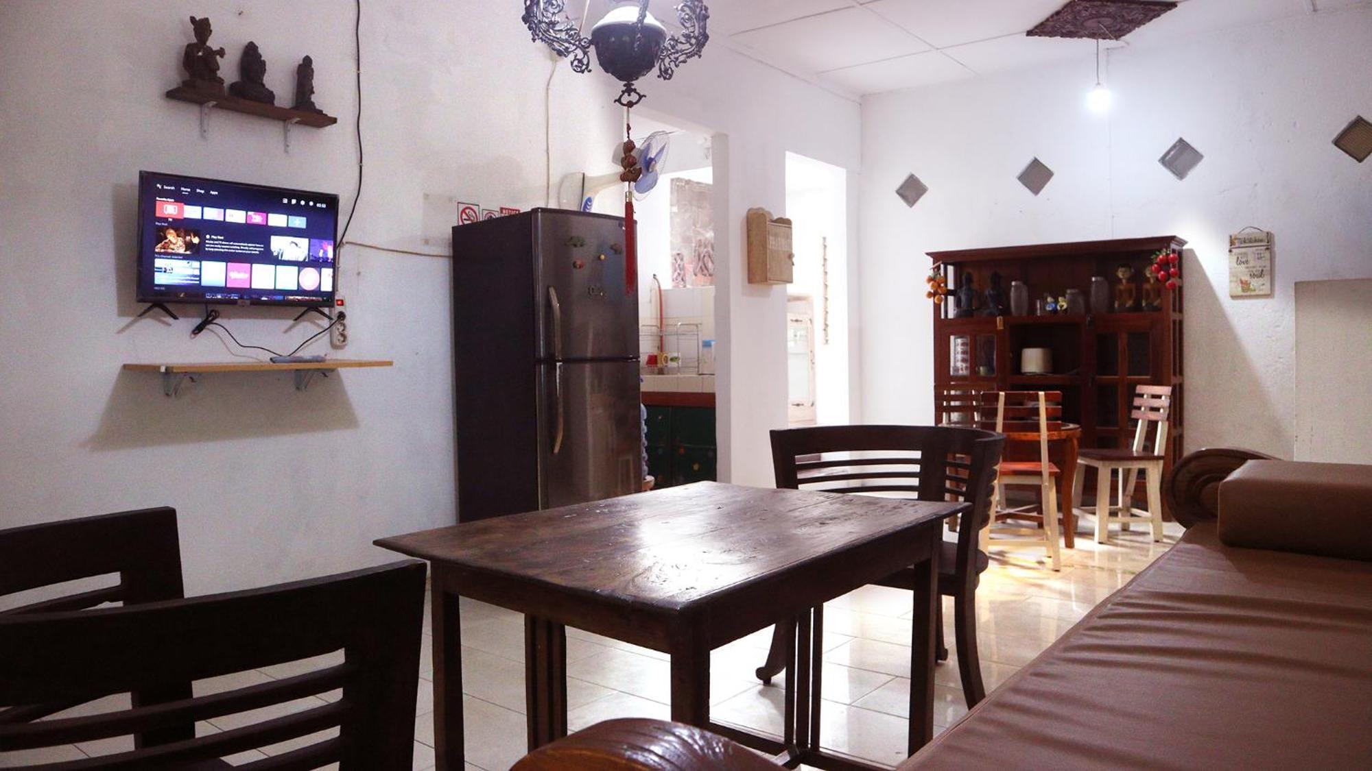 Budarno Homestay Kejayan エクステリア 写真