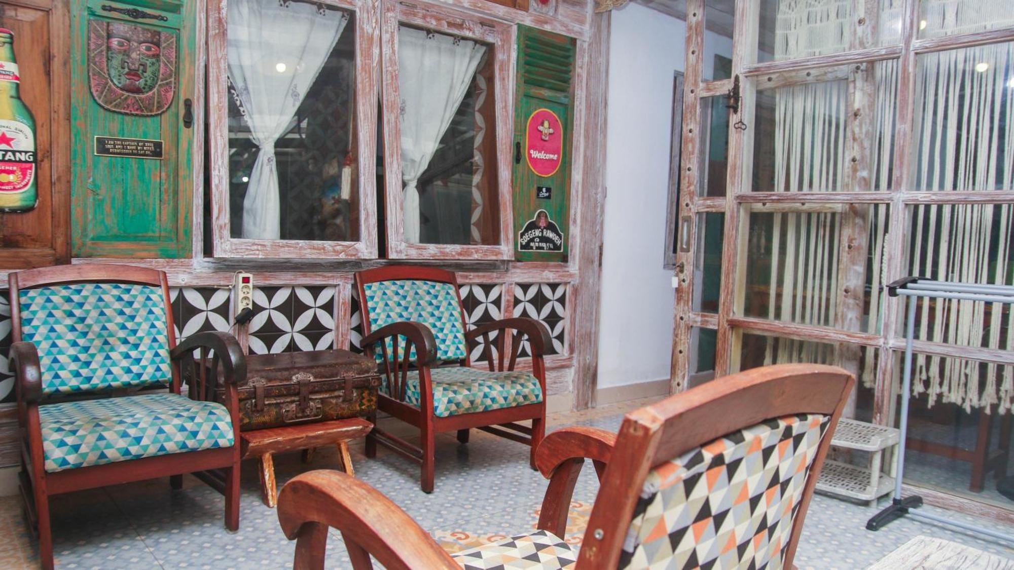 Budarno Homestay Kejayan 部屋 写真